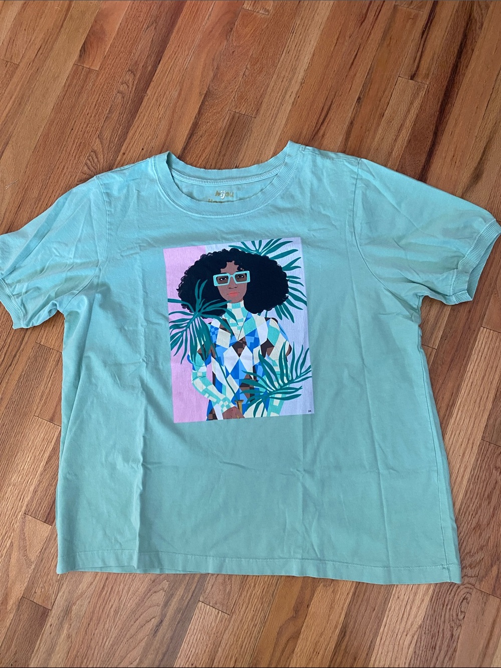 Graphic T-Shirt with Artistic Print